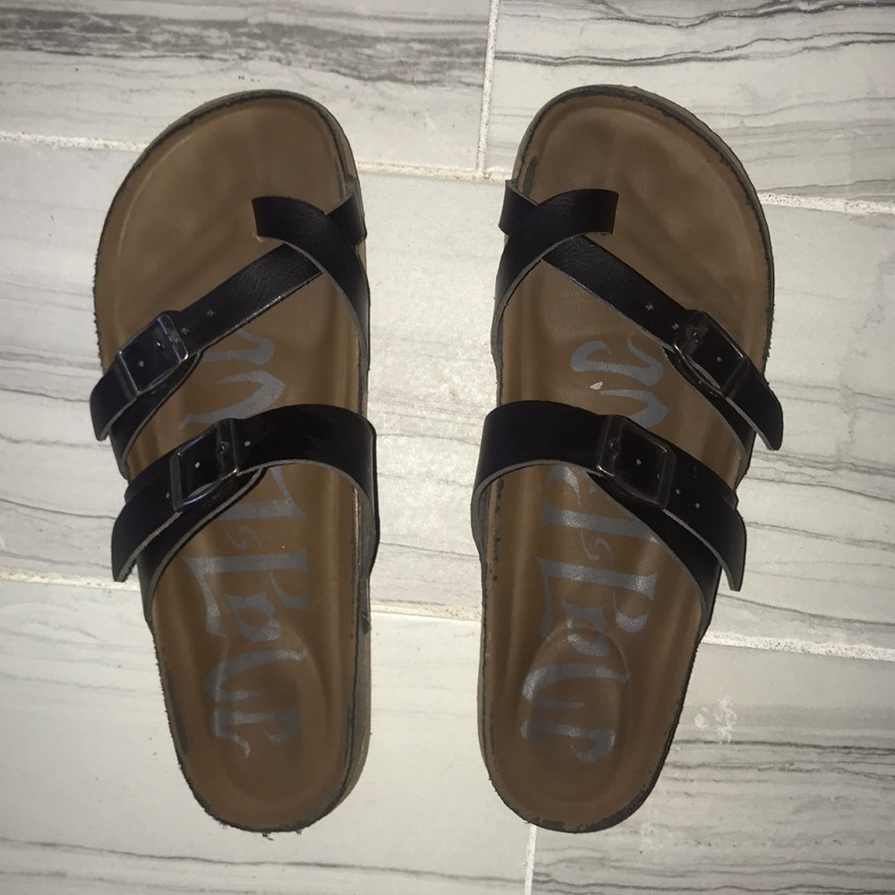 ☀️black sandals☀️